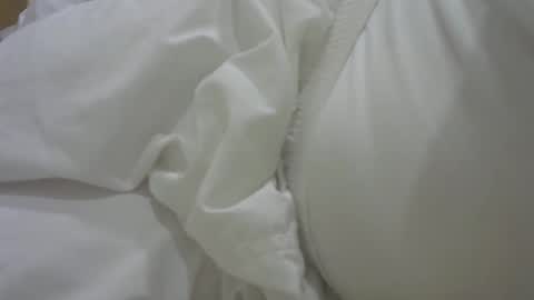 Snapshot of s201174370 chatting on 10.19.25 Cloney online show from 10.19.25