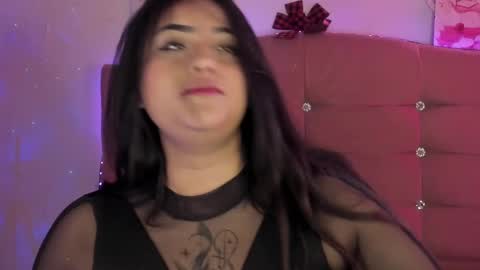 S H A R O N model independient online show from 01.22.25