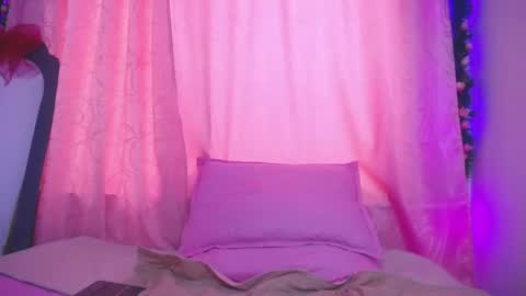 Snapshot of saalomee_1 chatting on 01.29.25 saalomee 1 online show from 01.29.25