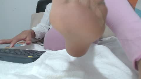 saaramiller     online show from 01.27.25