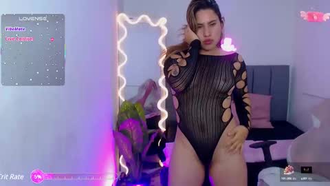 saaya_tay online show from 03.01.25