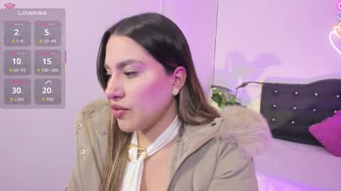 saaya_tay online show from 10.13.25