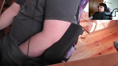 Snapshot of saboda chatting on 03.10.25 1141323 my Lord Mister Max moms treasure online show from 03.10.25