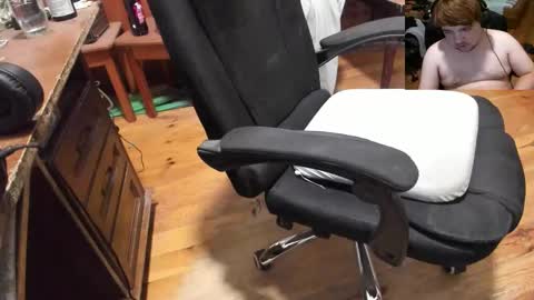 Snapshot of saboda chatting on 09.10.25 1141323 my Lord Mister Max moms treasure online show from 09.10.25