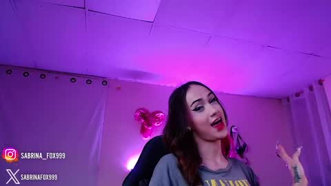 Snapshot of sabriina_fox999 chatting on 04.05.26 sabrina fox online show from 04.05.26