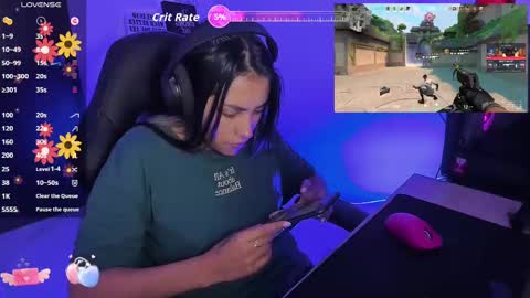 Snapshot of sabrina_chester_02 chatting on 09.16.25 Angie online show from 09.16.25