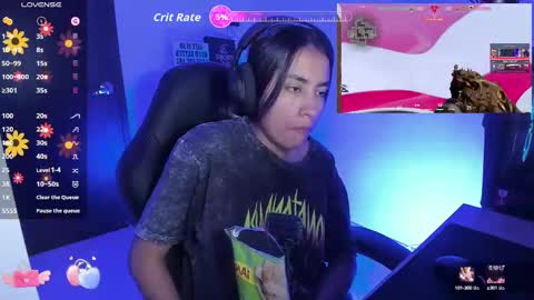 Snapshot of sabrina_chester_02 chatting on 09.30.25 Angie online show from 09.30.25