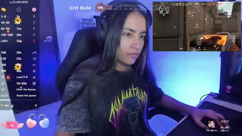 Snapshot of sabrina_chester_02 chatting on 10.02.25 Angie online show from 10.02.25