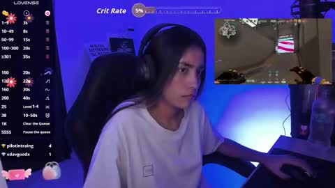 Snapshot of sabrina_chester_02 chatting on 10.09.25 Angie online show from 10.09.25