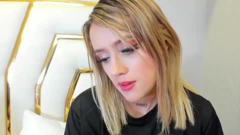 Snapshot of sabrina_cole chatting on 01.05.25 . Sabrina Cole . online show from 01.05.25