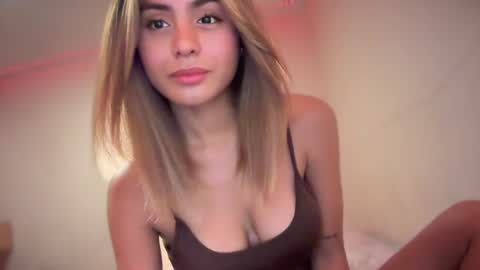 Snapshot of sabrina_cutiee chatting on 07.30.26 SABBYSAB online show from 07.30.26