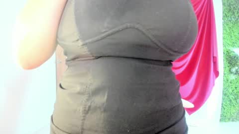 Snapshot of sabrina_geek chatting on 03.05.26 sabrina_geek online show from 03.05.26