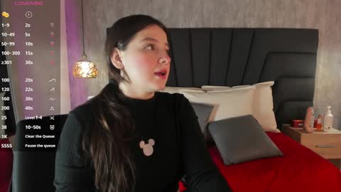 Snapshot of sabrina_lennox chatting on 01.30.25 Sabrina Maria online show from 01.30.25