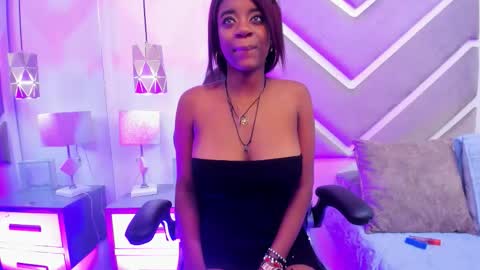 SabrinnaBrownn online show from 10.13.25