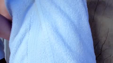 Snapshot of sabrinahims_ chatting on 01.26.25 mariana online show from 01.26.25