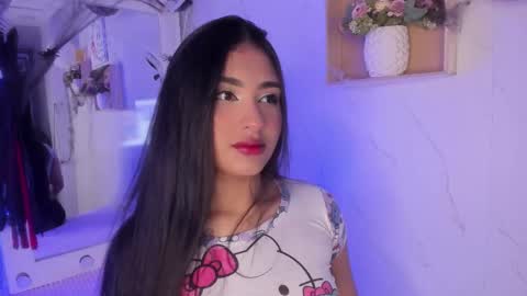 Snapshot of sabrinahims_ chatting on 10.21.25 mariana online show from 10.21.25