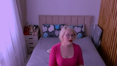 Sabrina MacMarren online show from 05.21.26