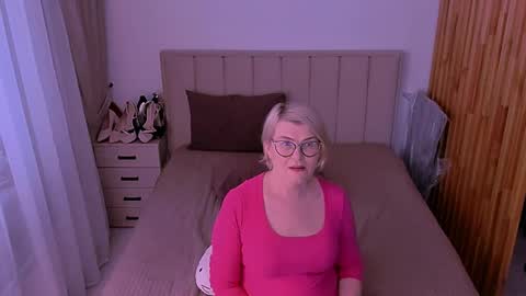 Sabrina MacMarren online show from 05.31.26
