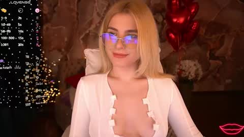 Sabrina online show from 02.16.25