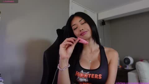 Snapshot of sabrinasarcade chatting on 09.19.25 Sabrina online show from 09.19.25