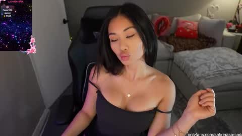 Snapshot of sabrinasarcade chatting on 11.06.25 Sabrina online show from 11.06.25