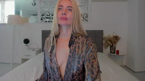 Sabrina online show from 07.07.26
