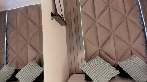 S A B R I N A  online show from 12.22.25