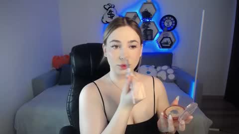 Sabrina Violet online show from 01.17.25