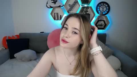 Sabrina Violet online show from 02.23.25