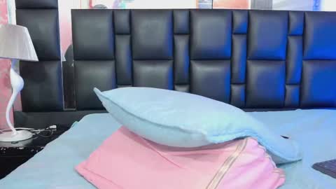 Snapshot of sacha_malala chatting on 10.08.25 Sacha Malala online show from 10.08.25