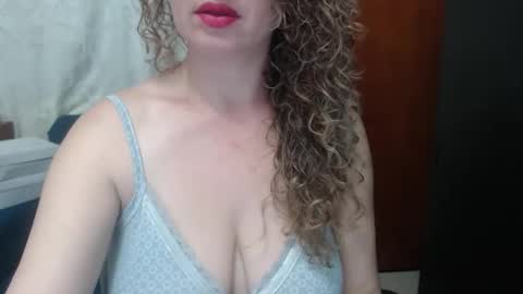 sacrletardiente online show from 04.14.26