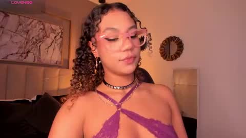 Snapshot of sade_jackson1 chatting on 07.09.26 Sophie online show from 07.09.26