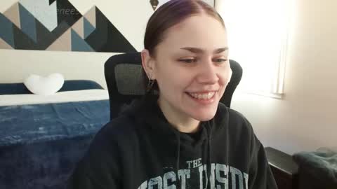 Sadie Renee  online show from 03.06.25