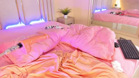 Mara online show from 02.16.25