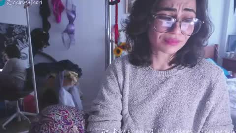 Snapshot of safaeri chatting on 02.20.25 Safa online show from 02.20.25