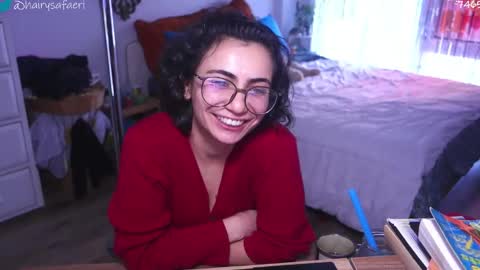 Snapshot of safaeri chatting on 12.05.25 Safa online show from 12.05.25