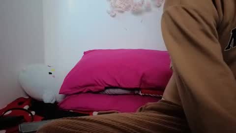 Safiro Queen online show from 11.27.25