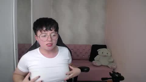 Snapshot of safyka chatting on 03.03.25 SAFYKA online show from 03.03.25