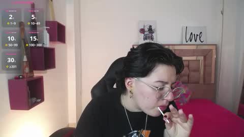 Snapshot of safyka chatting on 11.25.25 SAFYKA online show from 11.25.25