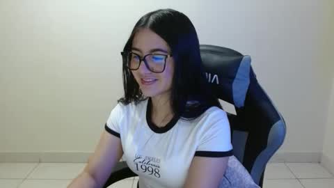 Sahaliefox  online show from 02.15.26