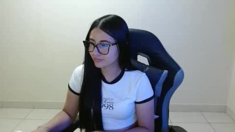 Sahaliefox  online show from 03.09.26