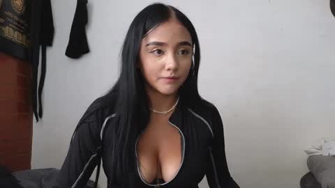 Sahara y Thiago online show from 01.26.25