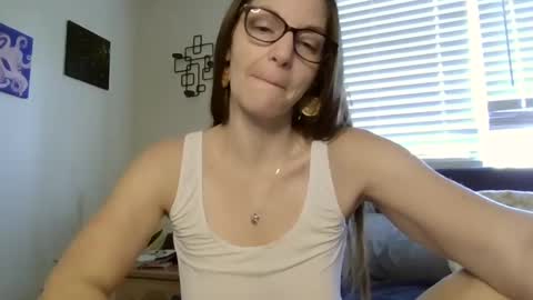 Lelo online show from 01.15.25