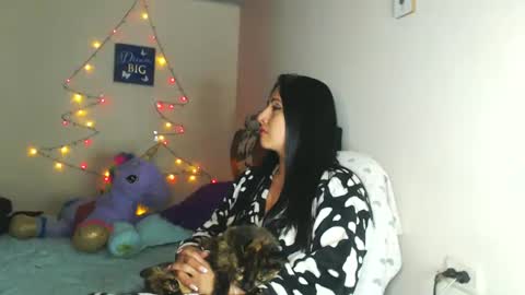 Snapshot of sahotlove1 chatting on 12.20.24 Karina online show from 12.20.24