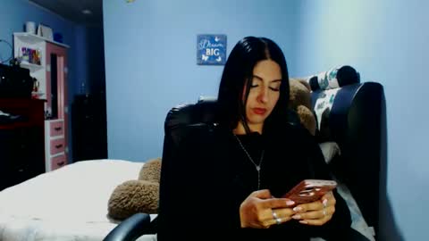 Snapshot of sahotlove1 chatting on 04.28.26 Karina online show from 04.28.26