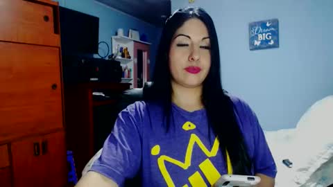 Snapshot of sahotlove1 chatting on 05.14.26 Karina online show from 05.14.26