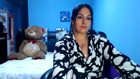 Snapshot of sahotlove1 chatting on 05.28.26 Karina online show from 05.28.26