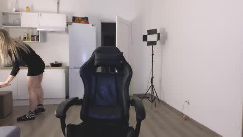 Sofia online show from 02.25.25