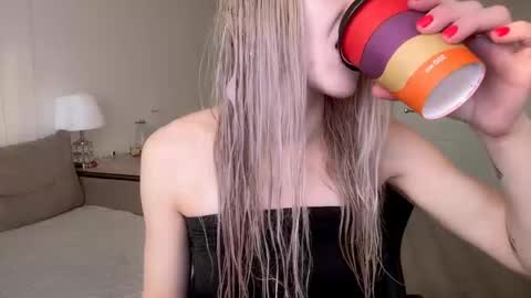 Sofia online show from 02.28.25