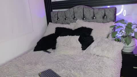 Juan online show from 04.21.26